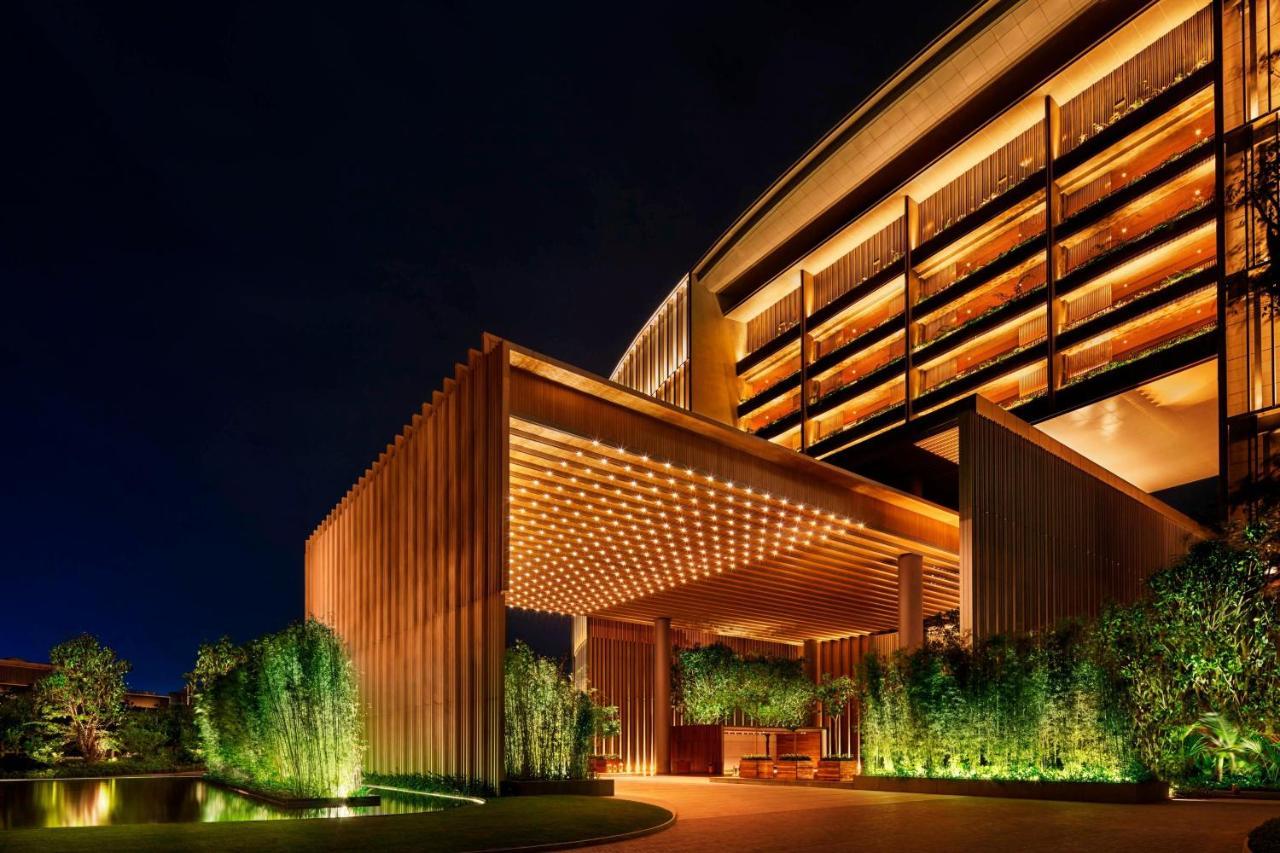 The Sanya Edition Exterior photo